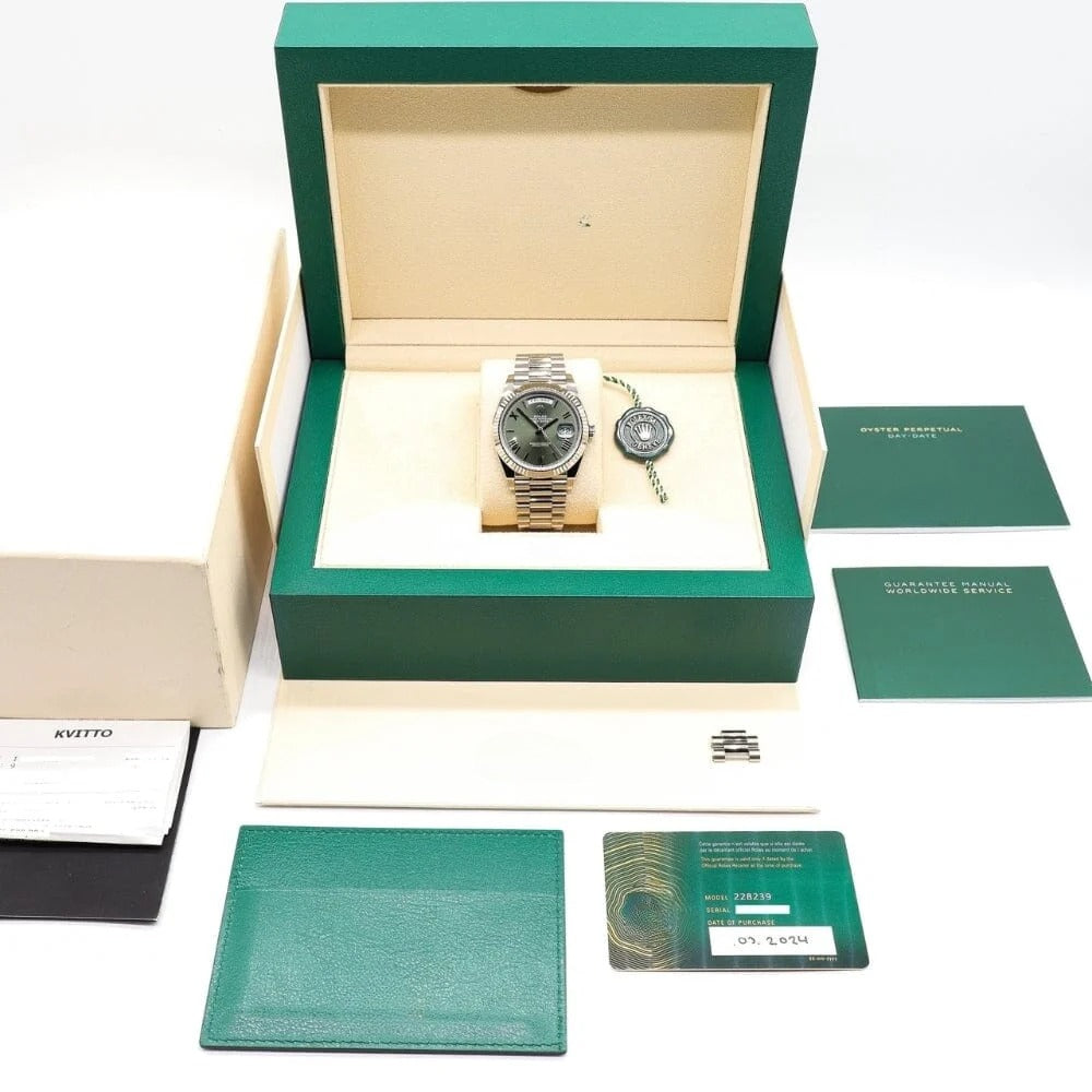 Green Dial Watch 40mm Stainless Steel RF3OC443R7O